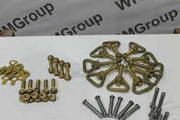 Set of fasteners for ship lids M16