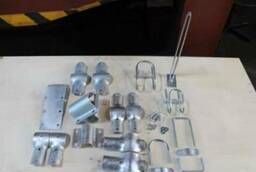 Fasteners for stall equipment (attachment points)