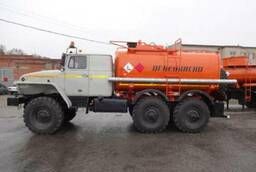 АТЗ-10 автотопливозаправщик на Урале со спальником с новой ц