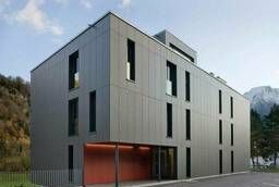 Turnkey solution insulated facade from linear panel