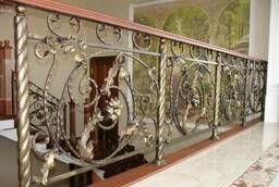 Перила, балконные ограждения и металлические каркасы лестниц