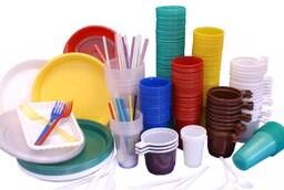 Plastic disposable tableware in a set