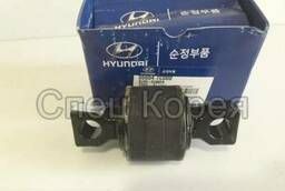 Сайлентблок реактивной тяги Hyundai HD250 270 450