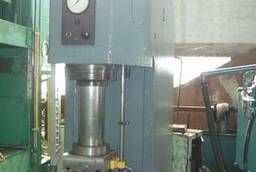 Hydraulic press p6330