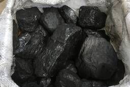 Каменный уголь в мешках