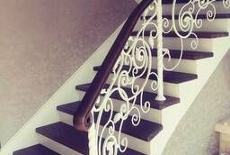 Перила и лестницы с художественной ковкой