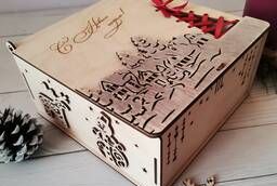 Деревянная декорированная подарочная коробка