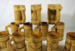 Wooden dishes. Wooden mugs.
