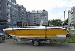 Plastic boat, motor Tuna 6 meters