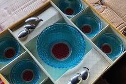 New dishes for almost nothing, large wholesale