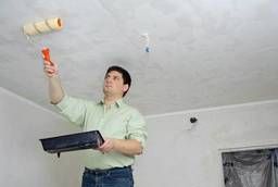 Очистка потолка от шпатлевки или краски