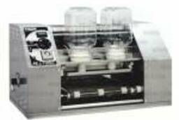 РК-2. 1 Блинный автомат: автоматически формует, выпекает, стопирует блинные заготовки.