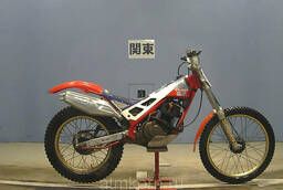 Мотоцикл кроссовый Honda RTL 250 S цвет белый красный синий
