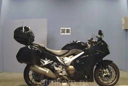 Мотоцикл спорт турист Honda VFR 800 F кофр боковые кофры. ..