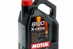 Синтетическое моторное  масло Motul 8100 X-cess 5W40 4л