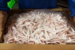 Chicken feet of categories A and B for export.