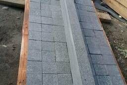 Paving stones and boards made of gabbro-diabase