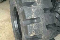 Tire 23.5-25 (tread L5) for front loader