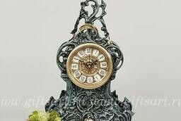 Каминные часы синие из бронзы с завитком. Virtus 5065. ..