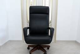 Новые кожаные кресла итальянской фирмы Masceroni
