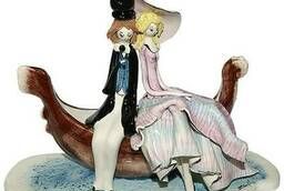 Скульптура Пара сидящая на гондоле