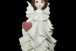 Статуэтка  Ангел с сердцем