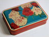 Коробка жестяная 1970е банка шкатулка СССР цветы