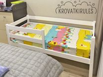 Детская кроватка деревянная с бортиками