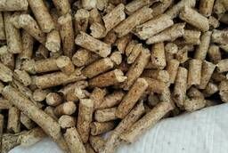 Cat litter from wood pellets