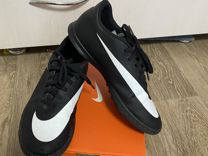 Nike футбольная обувь
