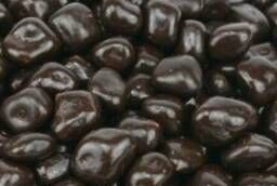Ананас в тёмной шоколадной глазури