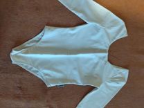 Спортивный белый купальник и юбка для занятий танц