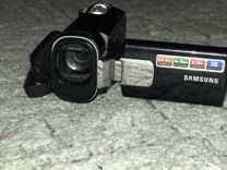 Цифровая видеокамера
