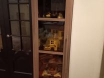 Витрина-шкаф со стеклом