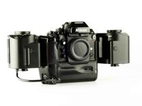 Nikon F4 с управляющей задней крышкой MF24