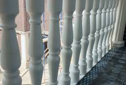 Балясины мраморные белый мрамор перила столбы колонны