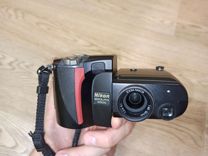 Цифровая фотокамера Nikon Coolpix 4500
