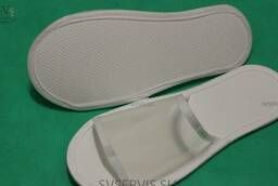 Buy disposable slippers for hotels, baths and saunas.