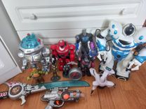 Игрушки для мальчиков роботы и фигурки