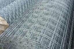 Welded mesh in rolls for fencing and cages