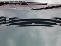 Верхняя решетка капота Mercedes C-Class W203
