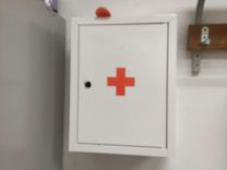 Аптечный шкаф (аптечка)