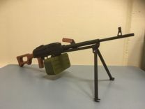 Пулемет Калашникова (пкм) макет-игрушка из дерева